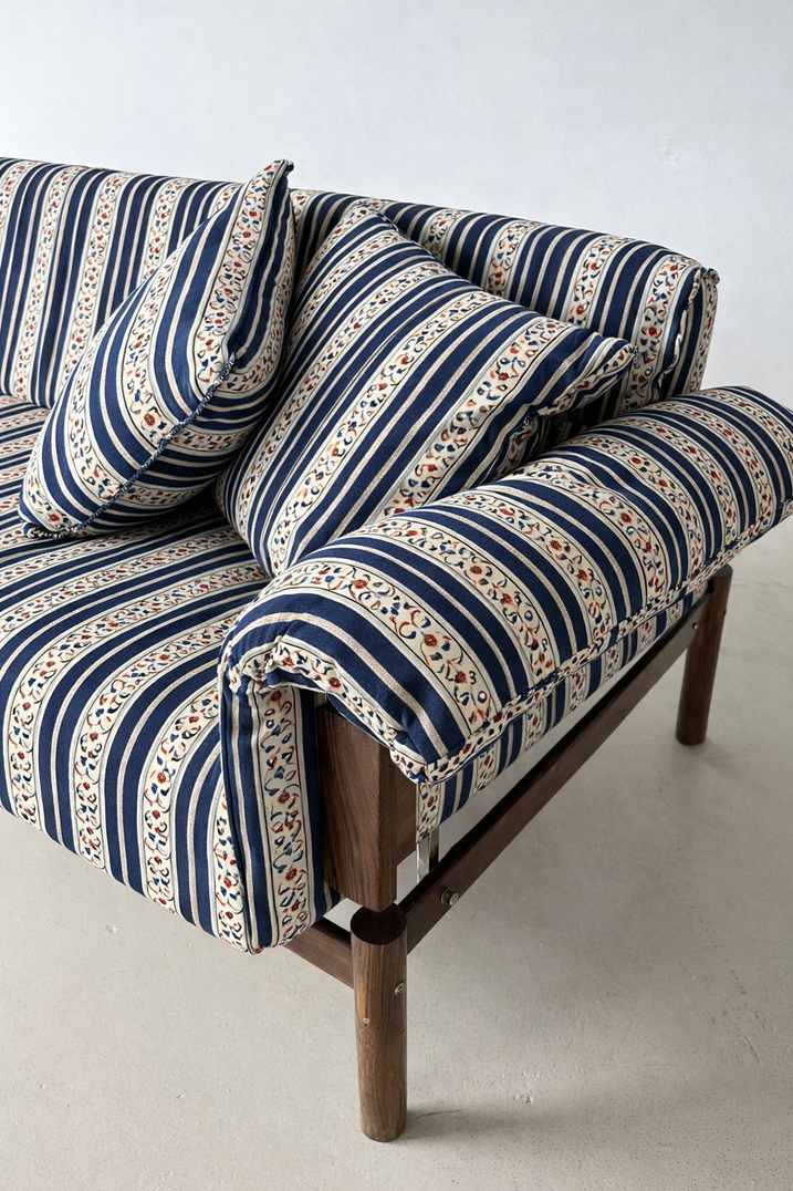 Estate Stripe pattern