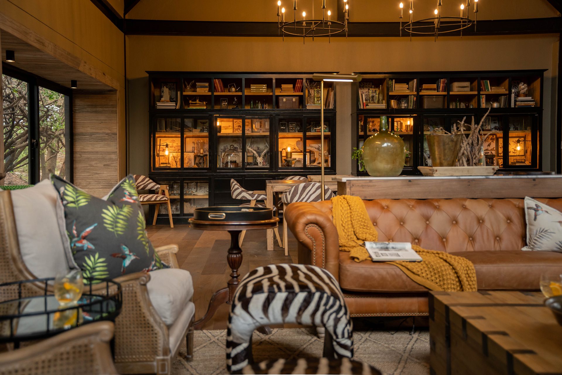 Cabinet joinery detail